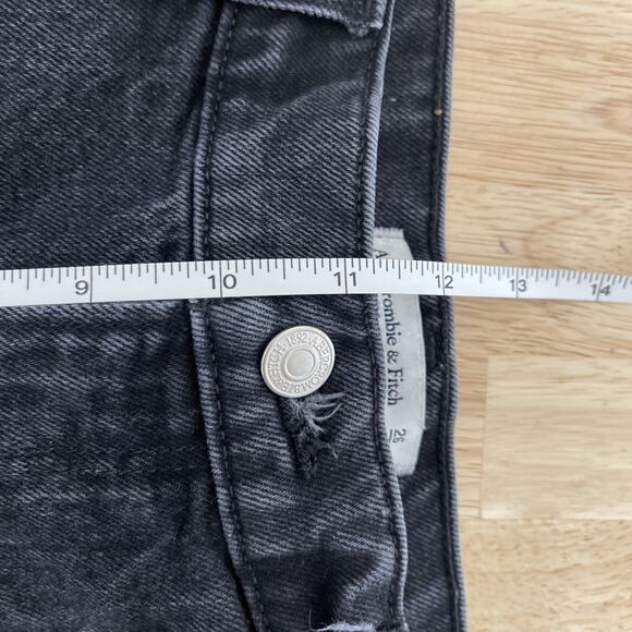 Abercrombie & Fitch Jeans 90s Straight Ultra High Rise Black Size 26 2S Short - Picture 6 of 11